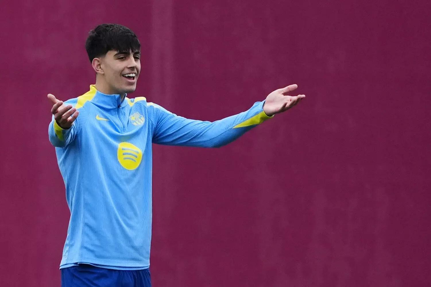 官方登录入口-赫罗纳总监:曾考虑引进贝尔纳尔,但德科没有同意