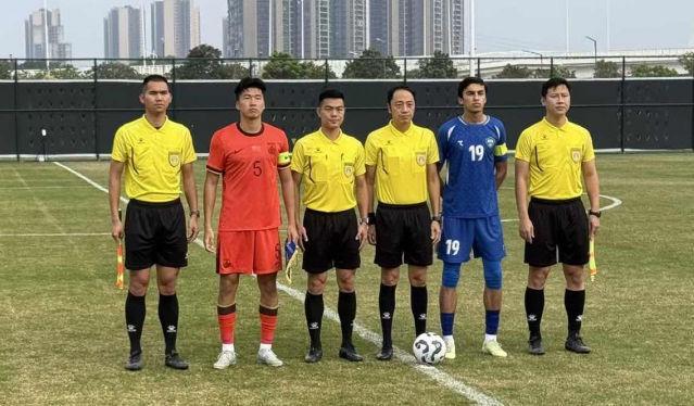 体育赛事-4-2!2-0!中国队扬眉吐气 短短19天3赢亚洲冠军 进世界大赛有戏