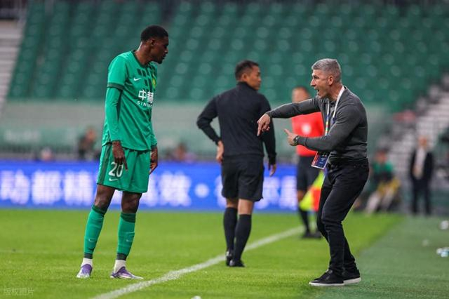 游戏娱乐平台-国安球迷炸锅了！4轮不胜排名逼近降级区，蒙哥马利下课没商量？|北京国安|成都|成都蓉城|张玉宁|澳超_新浪体育_新浪新闻